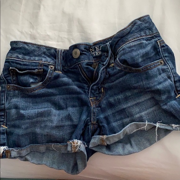 AEO JEAN SHORTS - Picture 1 of 2